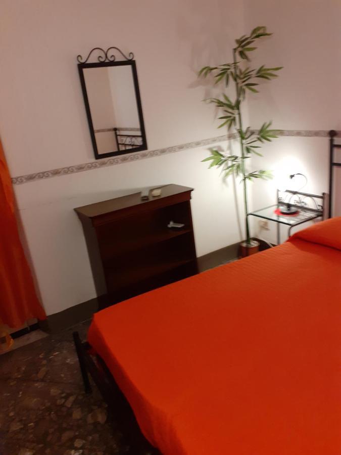 B&B Mistral Di Lizzio Salvatore Giarre Exteriör bild